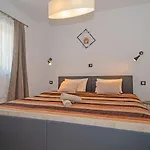 Mari * ميدولين
