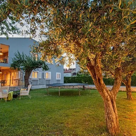 Apartment Mari Medulin